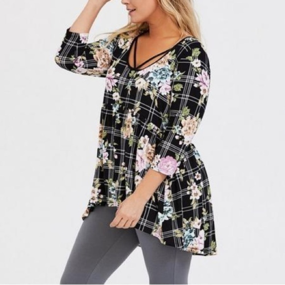 🆕 NWT Torrid 3 Black Plaid Floral Super Soft Scoop Neck Strappy Babydoll Tee 3X